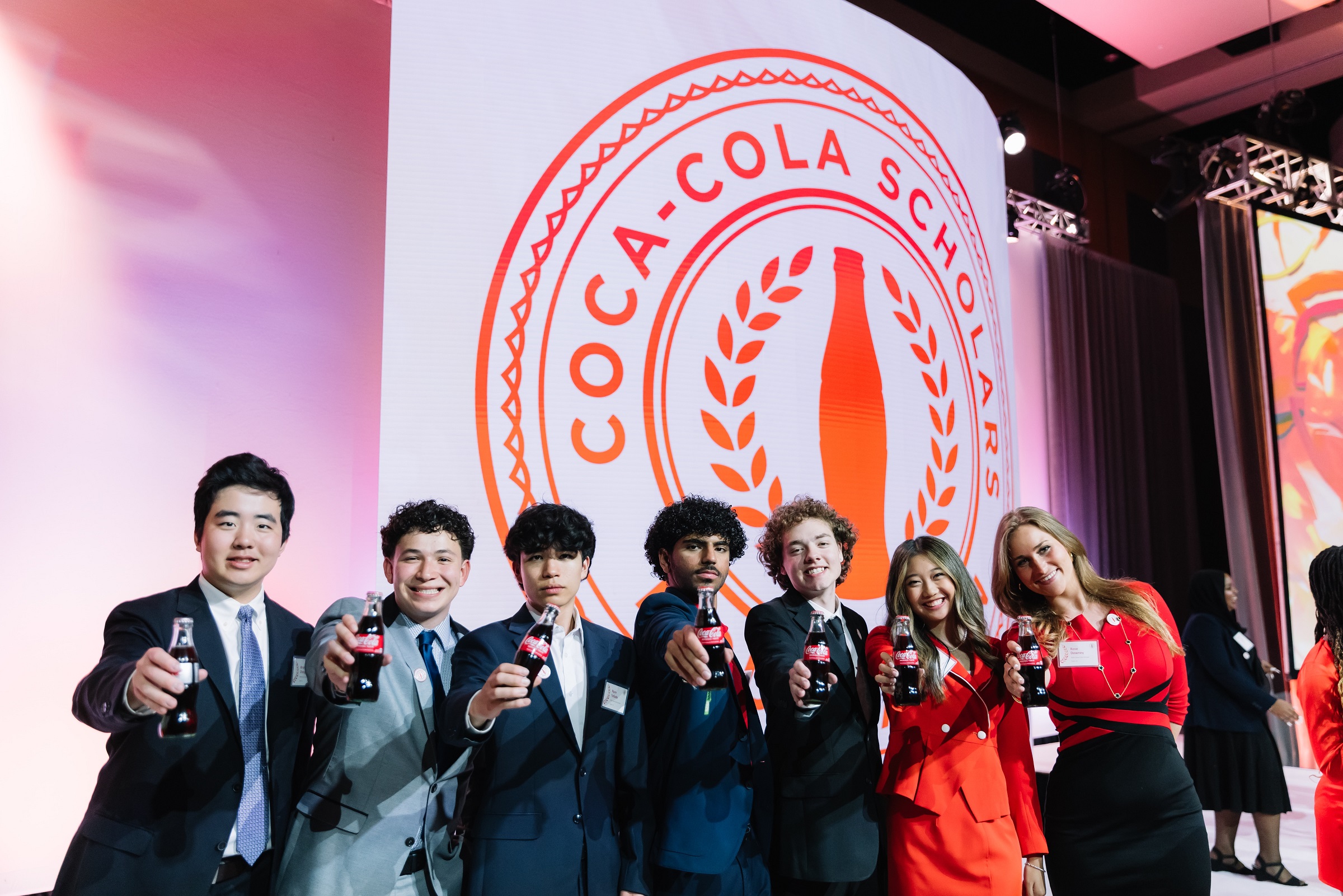 Coca Cola Scholarship 2025 | Apply Now
